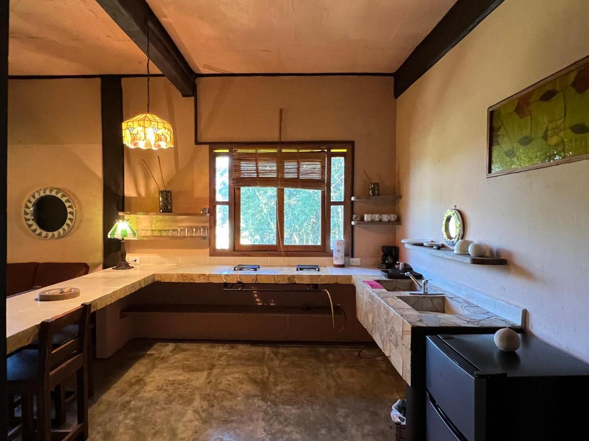 Villas Adriana, パレンケ エクステリア 写真